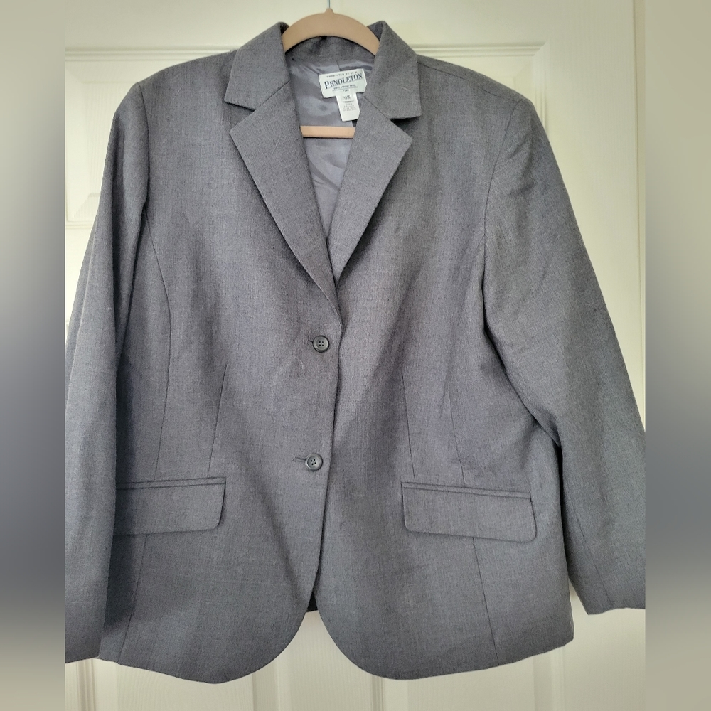 Pendleton Womens Gray 100% Wool Buttonfront Closu… - image 1